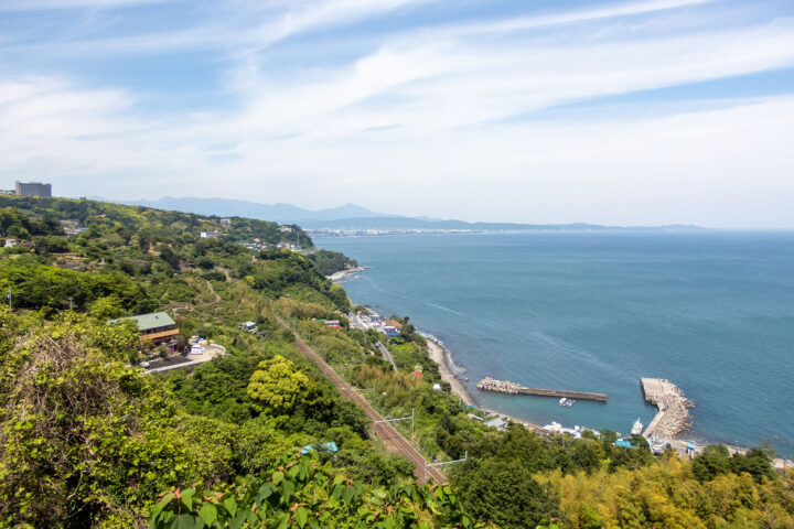 相模湾と江之浦漁港